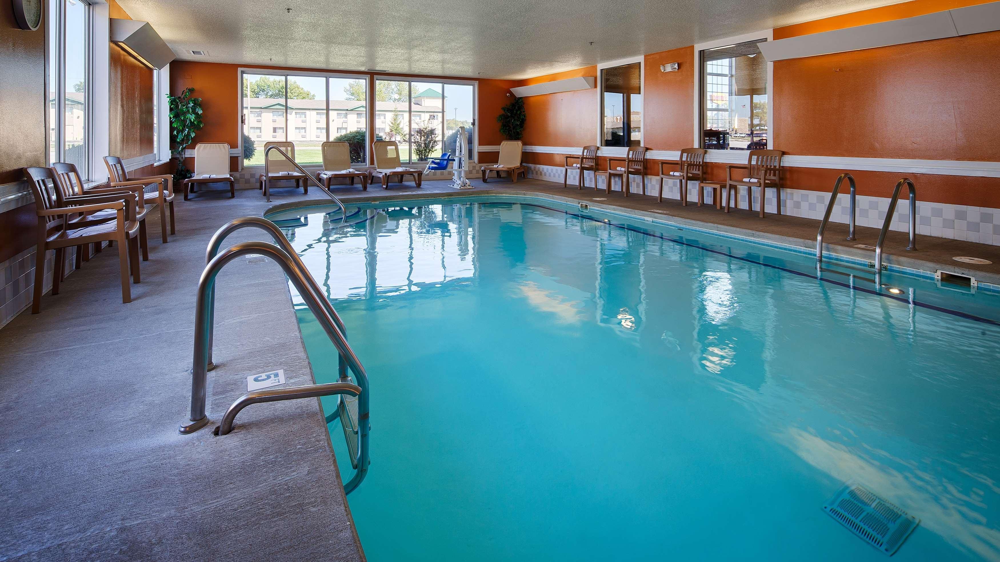 Best Western Airport Inn Молайн Экстерьер фото